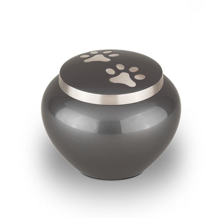 Metalen urn zilver mat, ambachtelijk vervaardigd