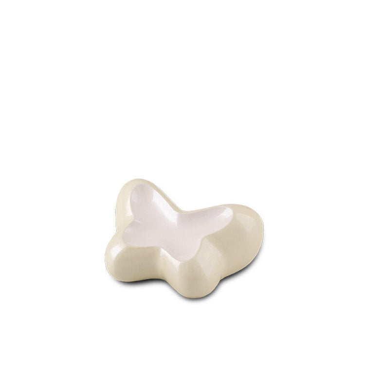 Messing keepsake urn met zacht vlindermotief