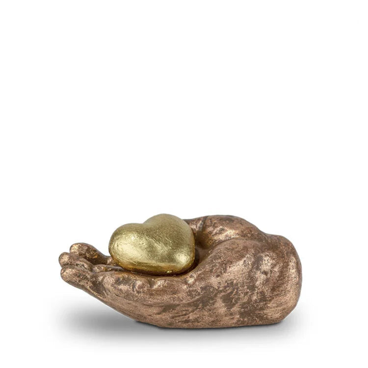 Handgemaakte keramische troosturntjes voor kinderen – blijvende herinnering aan dierbaren