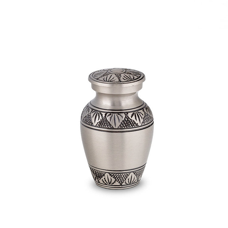 Metalen keepsake urn ambachtelijk vervaardigd
