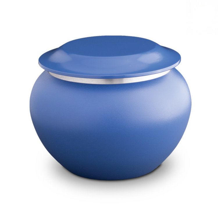 Grote metalen dierenurn signaalblauw met zilverkleurige mat en glans afwerking voor binnen