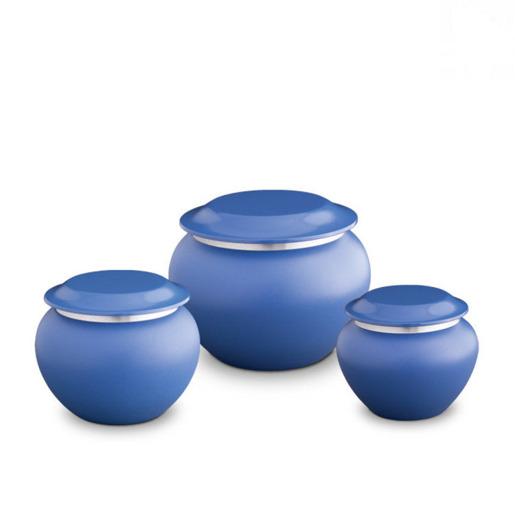 Middelgrote metalen dierenurn signaalblauw met zilverkleurige mat en glans