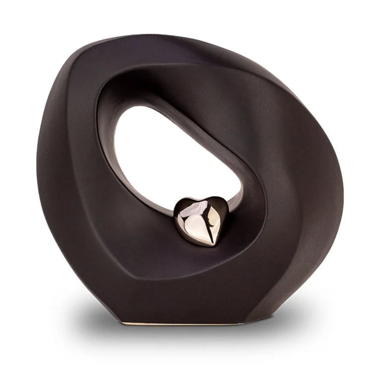 Keramische urn zwartblauw met zilverkleur en magnetisch hart