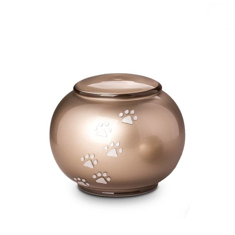 Grote glazen dierenurn van handgeblazen Boheems kristal glanzend cappuccino