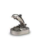 Tinnen asbeeld zilver vrij om te gaan op de golven dolfijn